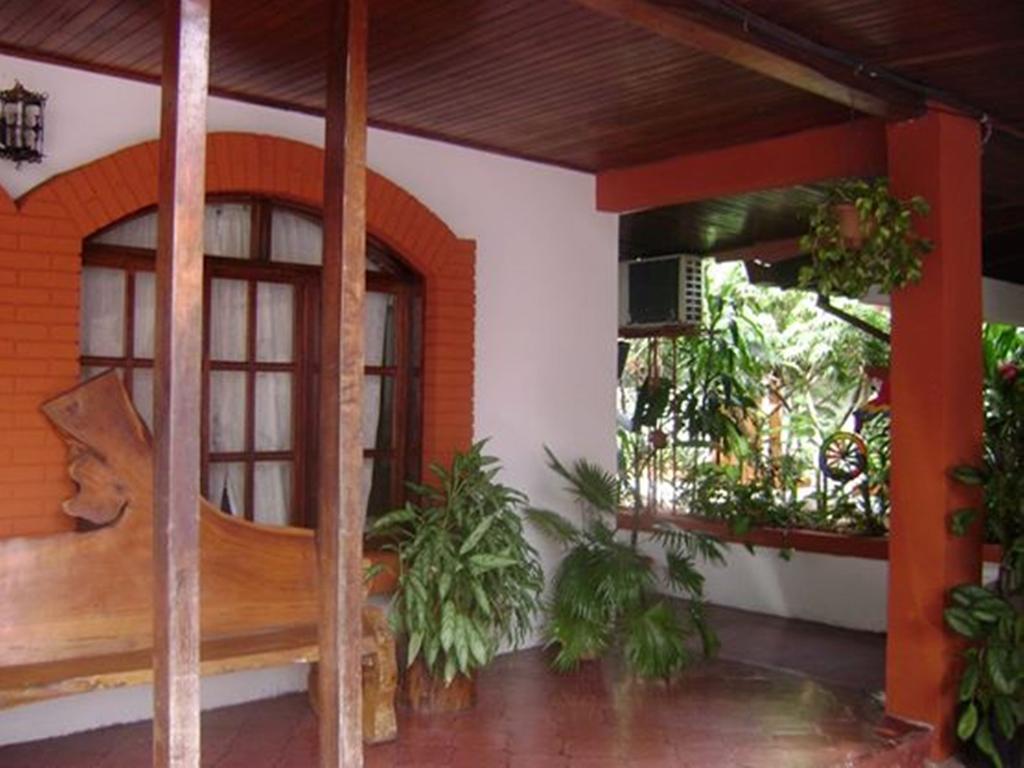 Hotel Jackie'S House Puntarenas Eksteriør billede